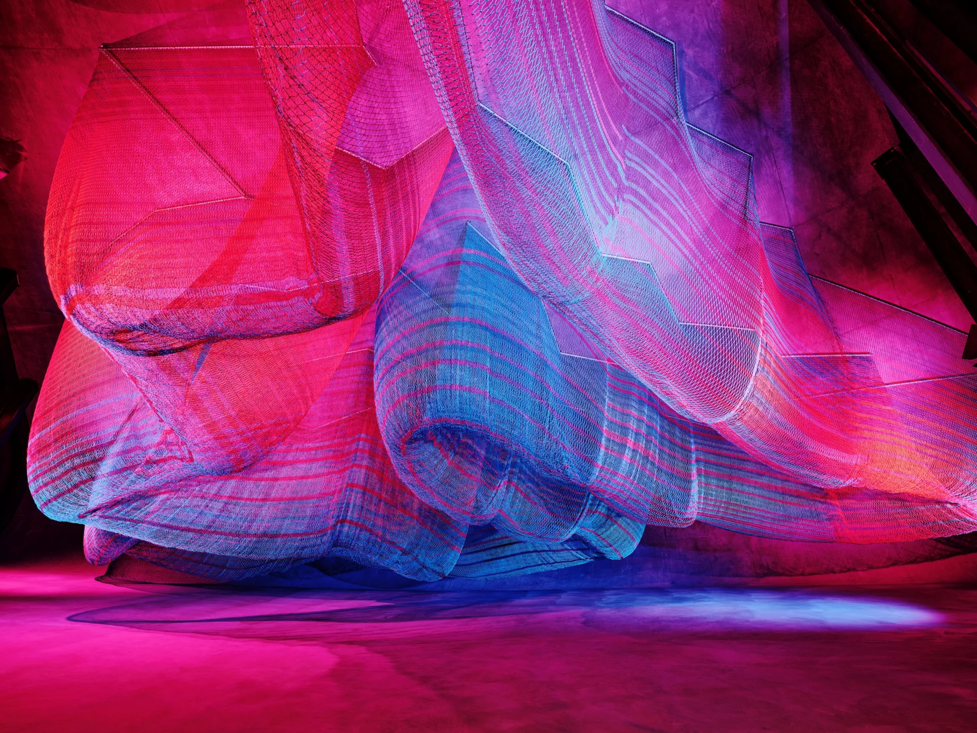 Janet Echelman (American). Enfold, Hill House Montecito, CA, 2022. Courtesy of the artist. Photo: Joe Fletcher.